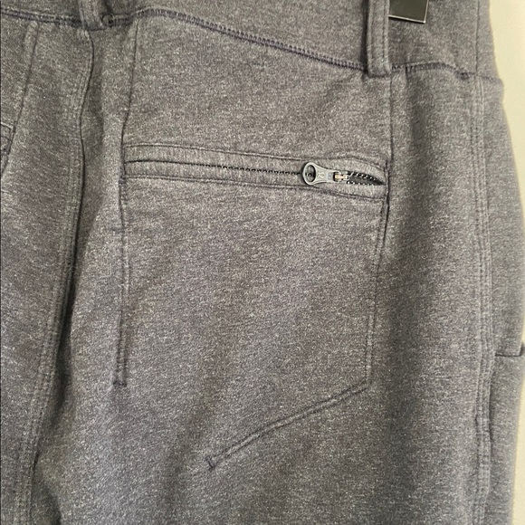 Lululemon Stress Less Joggers - Picture 13 of 14